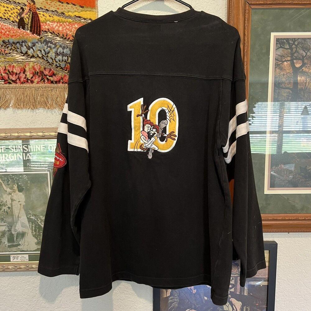 Vintage 90’s Warner Bros. Taz‎ Looney Tunes Football Sweater/Jersey Size Medium
